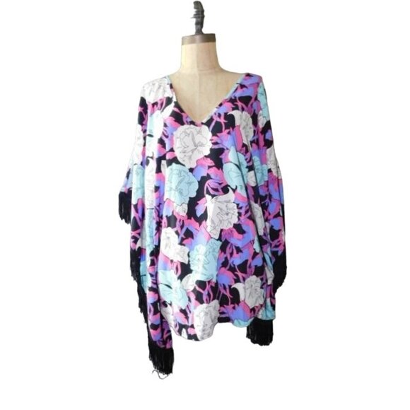 Nikki Poulos Tops - Nikki Poulos Size M/L Fringed Kimono Style Vneck Blouse Top